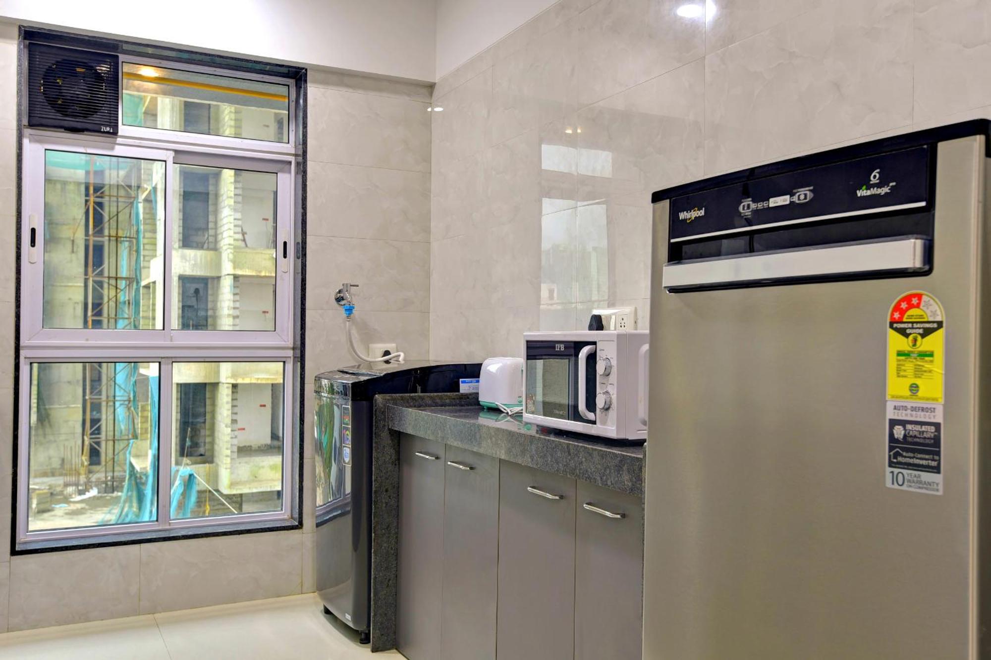 Hsquare Luxury Apartments Goregaon Mumbai Exterior foto